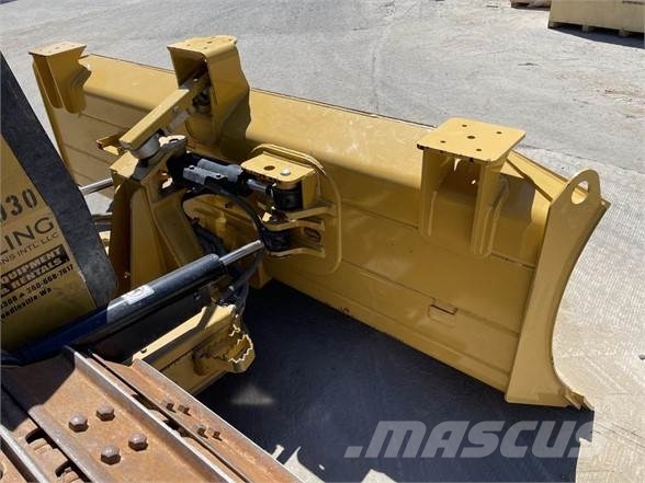 CAT D5K2 LGP Гусеничные бульдозеры
