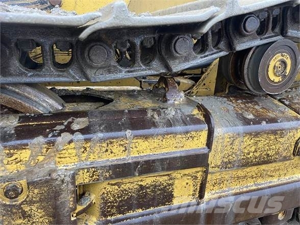 CAT D6K2 XL Гусеничные бульдозеры
