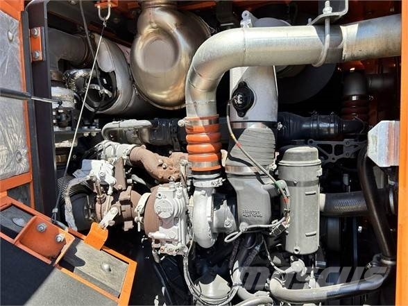 Doosan DL300 Kolesové nakladače