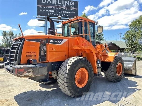 Doosan DL300 Kolesové nakladače