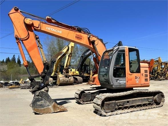 Hitachi ZX135US حفارات زحافة