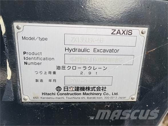 Hitachi ZX135US-5 حفارات زحافة