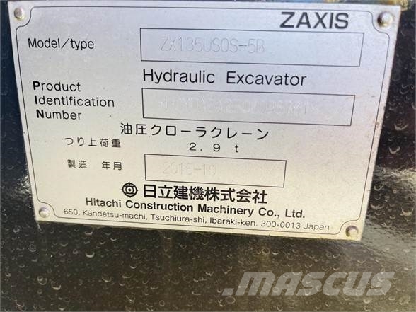 Hitachi ZX135US-5 حفارات زحافة