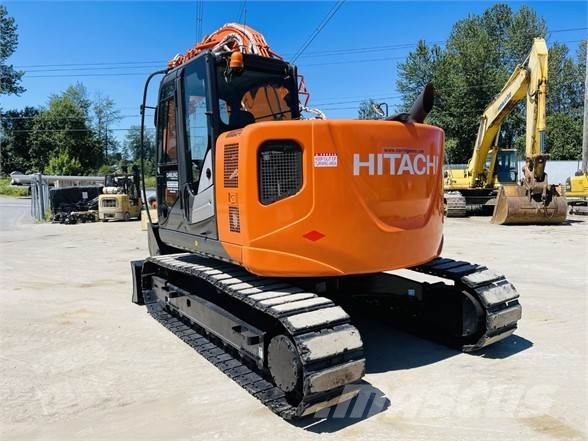 Hitachi ZX135US-5 حفارات زحافة