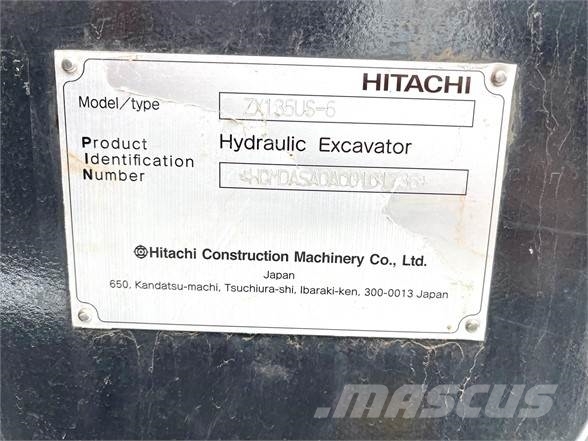 Hitachi ZX135US-6 Escavadeiras de esteiras