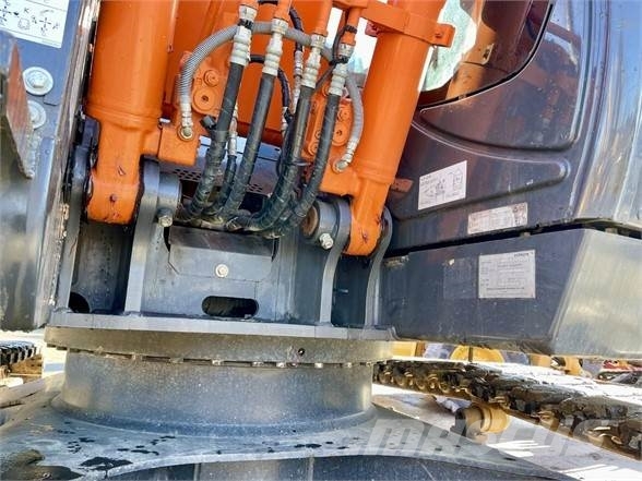 Hitachi ZX135US-6 Escavadeiras de esteiras