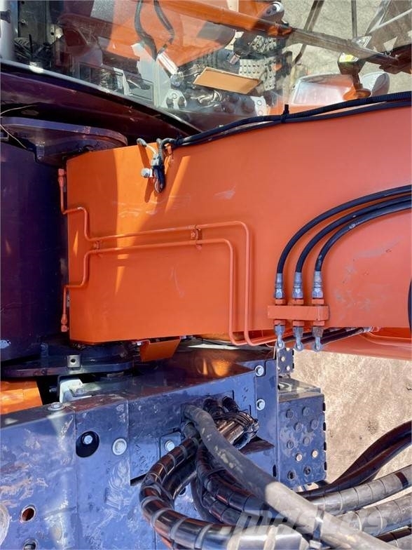 Hitachi ZX135US-6 Escavadeiras de esteiras