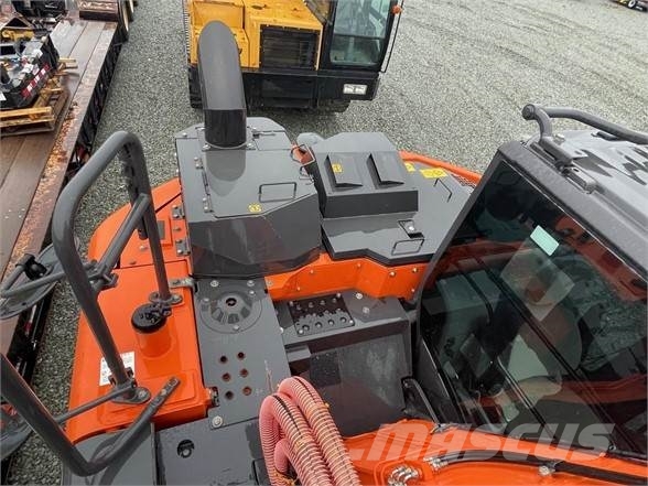 Hitachi ZX135US-6 Escavadeiras de esteiras