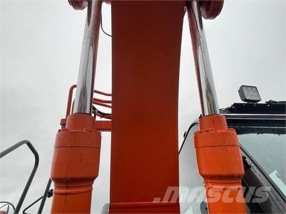 Hitachi ZX135US-6 Escavadeiras de esteiras