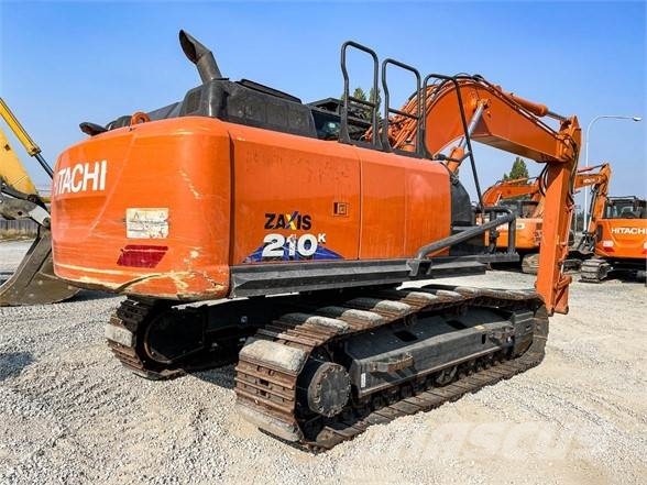 Hitachi ZX210K-6 حفارات زحافة