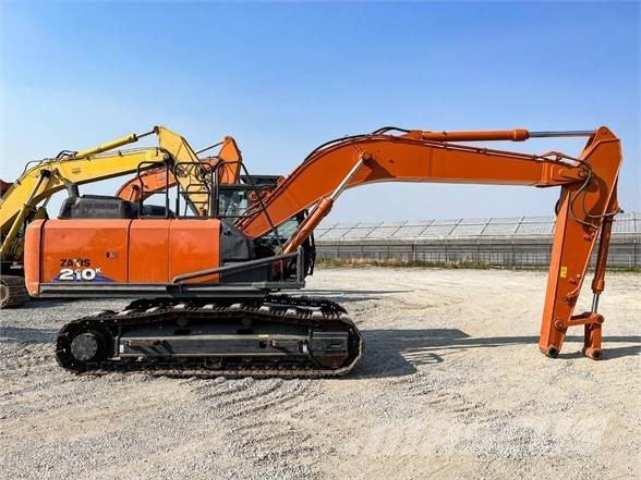 Hitachi ZX210K-6 حفارات زحافة