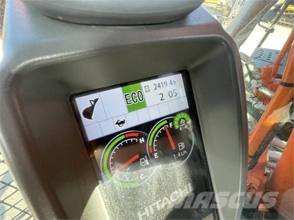 Hitachi ZX225USR-6 Bagri goseničarji