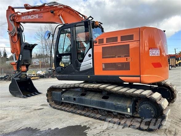 Hitachi ZX225USR-6 Bagri goseničarji
