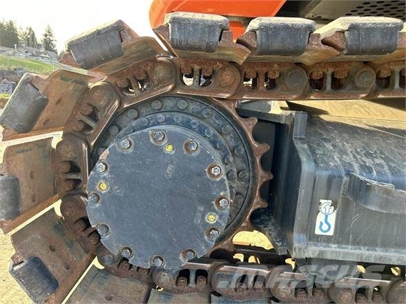 Hitachi ZX225USR-6 Bagri goseničarji