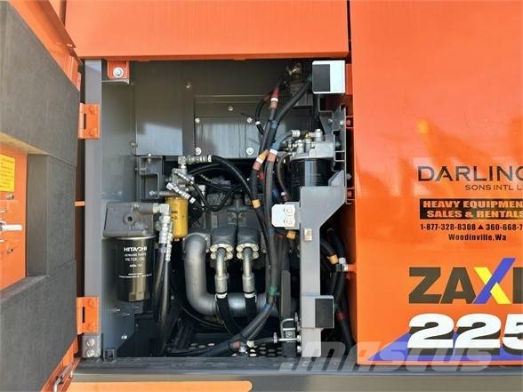 Hitachi ZX225USR-6 Bagri goseničarji