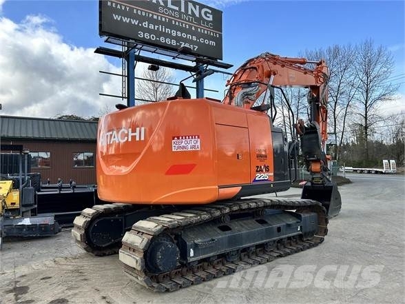 Hitachi ZX225USR-6 Bagri goseničarji