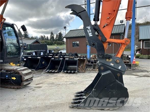 Hitachi ZX225USR-6 Bagri goseničarji