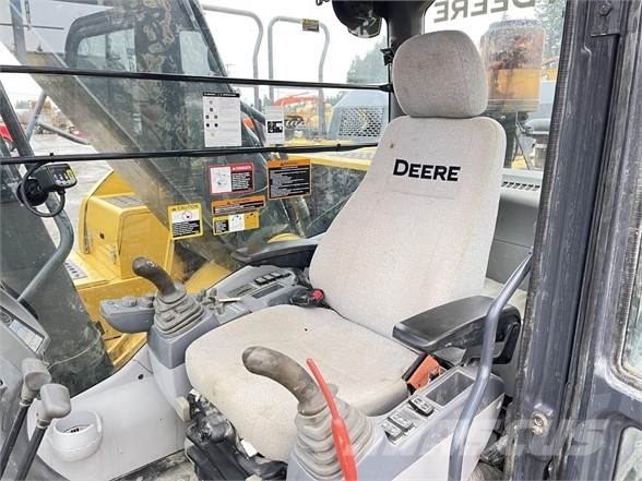 John Deere 300G LC Excavatoare pe șenile