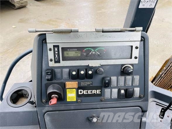 John Deere 310K Rovokopači