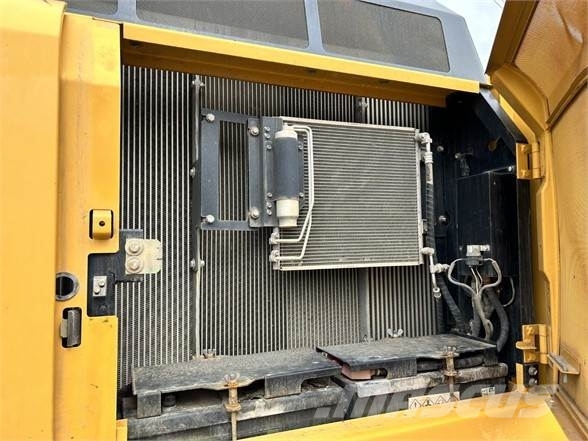 John Deere 350G LC Excavatoare pe șenile