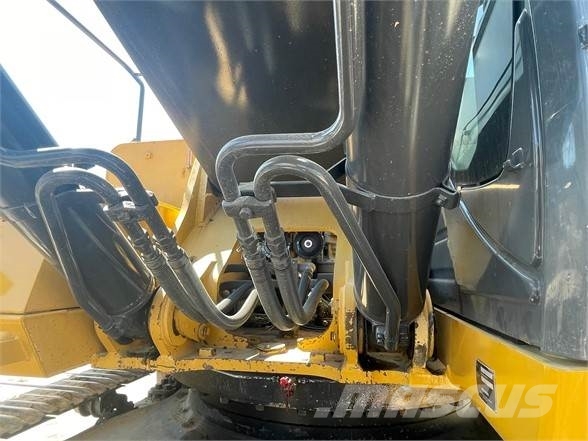 John Deere 470G LC Гусеничные экскаваторы