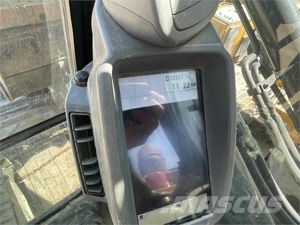 John Deere 470G LC Гусеничные экскаваторы