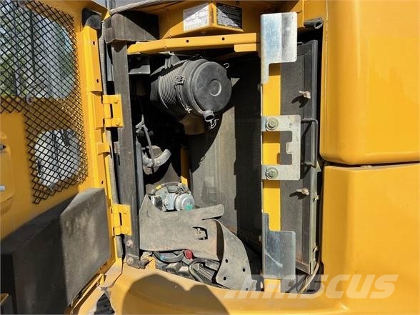 John Deere 75G Гусеничные экскаваторы