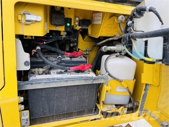 Komatsu D39EX-24 Pásové dozéry
