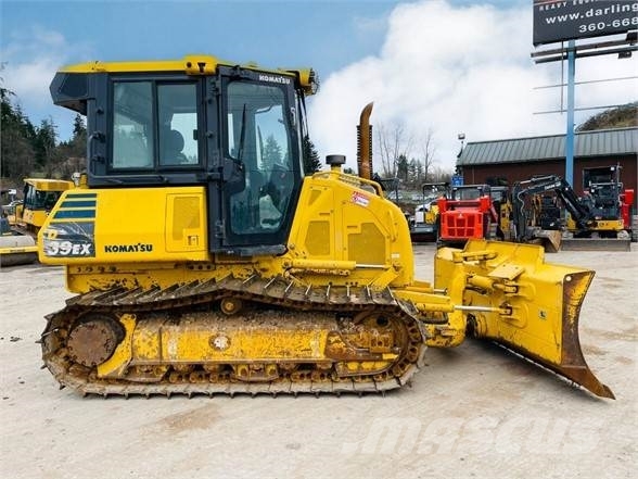 Komatsu D39EX-24 Pásové dozéry