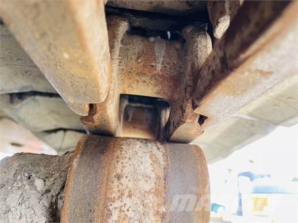 Komatsu PC138US LC-11 履带挖掘机