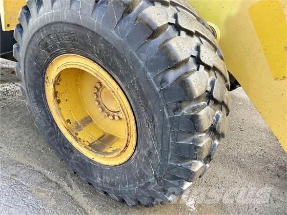 Komatsu WA320 Hjullastare