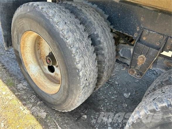 STURDYWELD 3-AXLE PUP Kiper poluprikolice