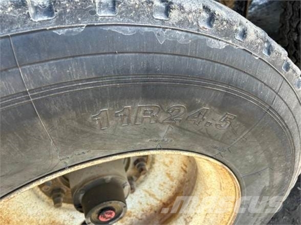 STURDYWELD 3-AXLE PUP Kiper poluprikolice