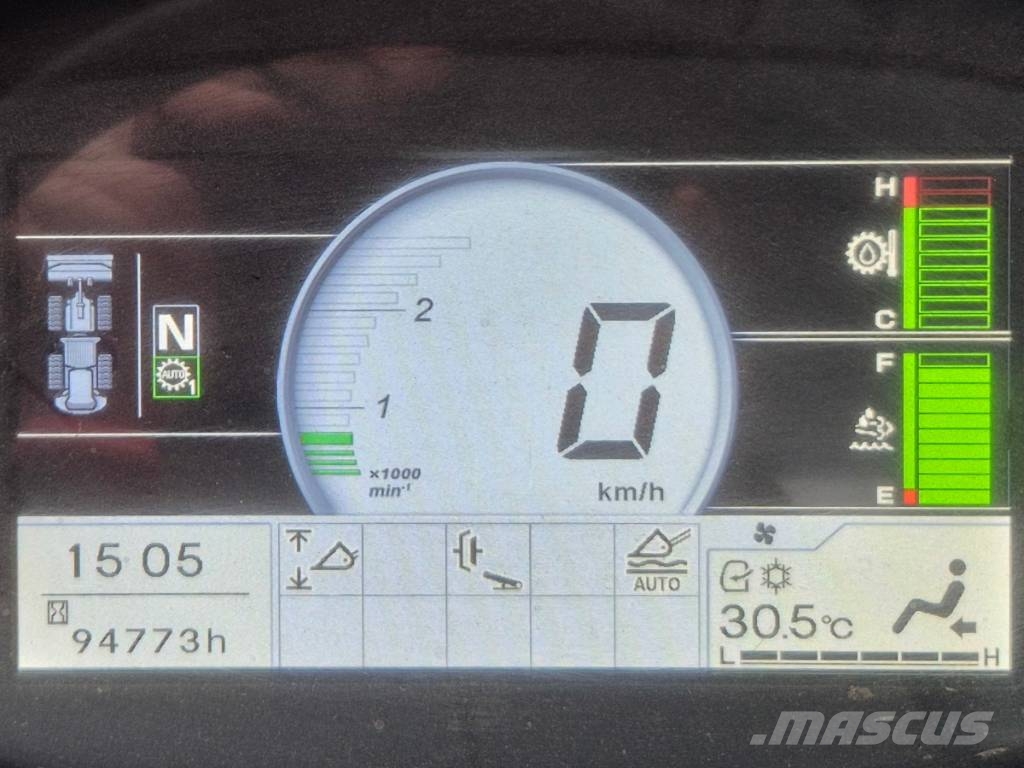 Hitachi ZW 250-6 Gumikerekes homlokrakodók