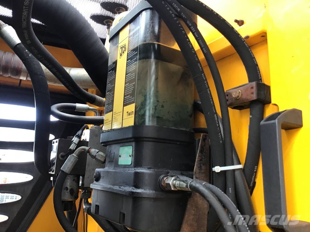 JCB 456 ZX Incarcator pe pneuri