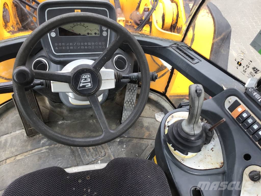 JCB 456 ZX Incarcator pe pneuri