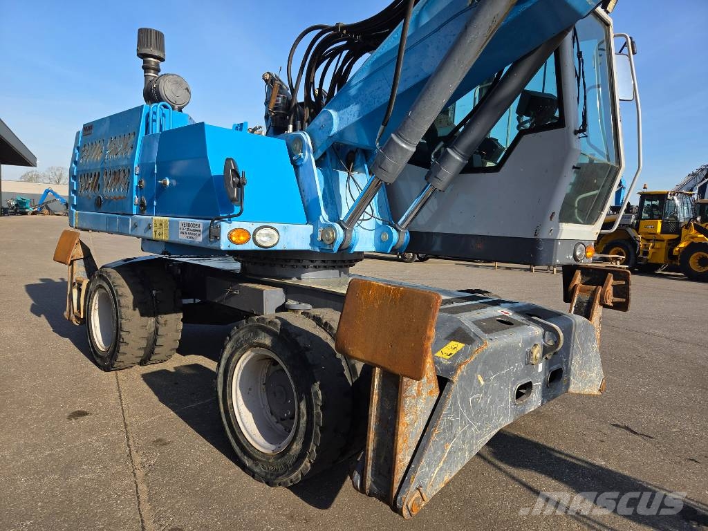 Fuchs MHL 331 E مناولات المخلفات / مناولات صناعية