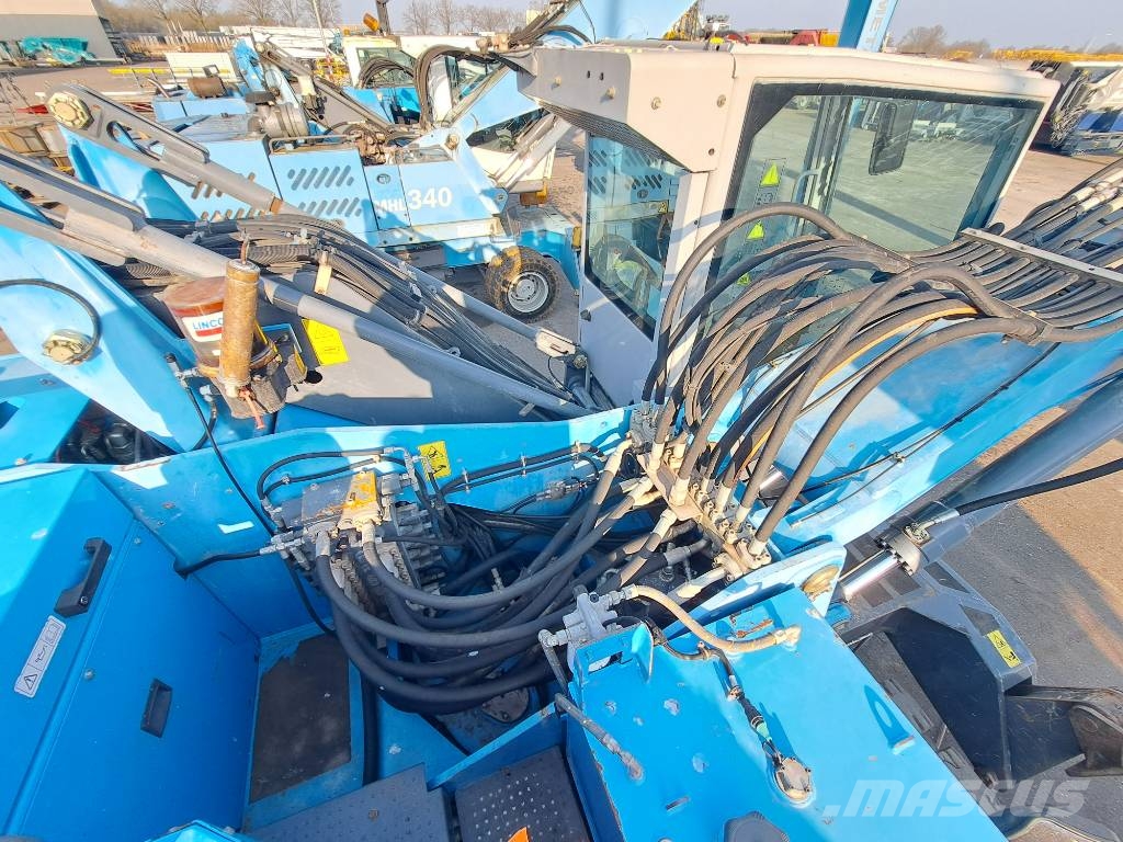 Fuchs MHL 331 E مناولات المخلفات / مناولات صناعية