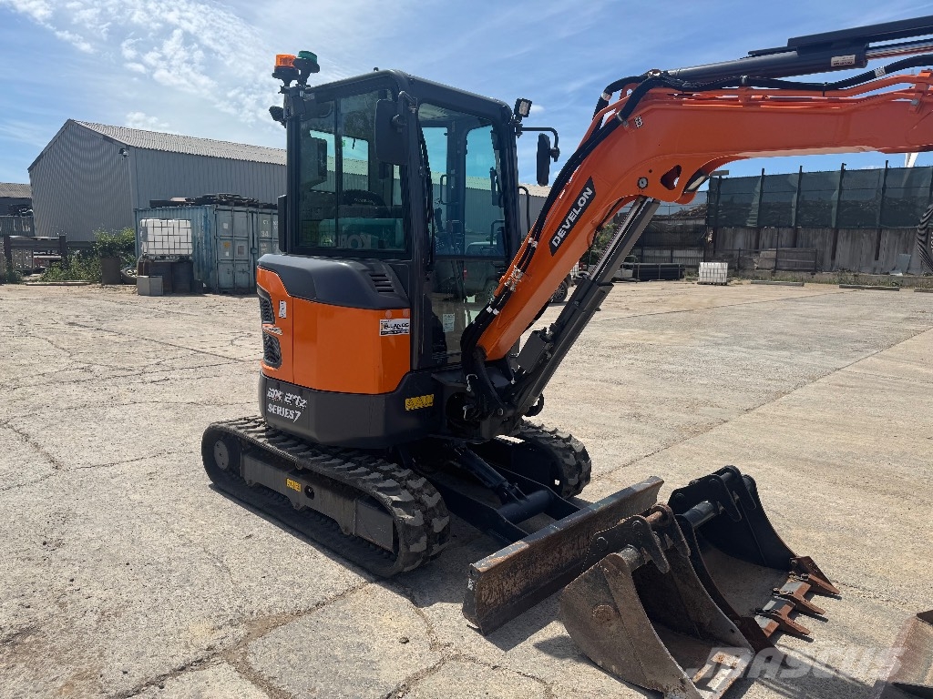 Develon DX 27 Z-7 Мини екскаватори < 7 т