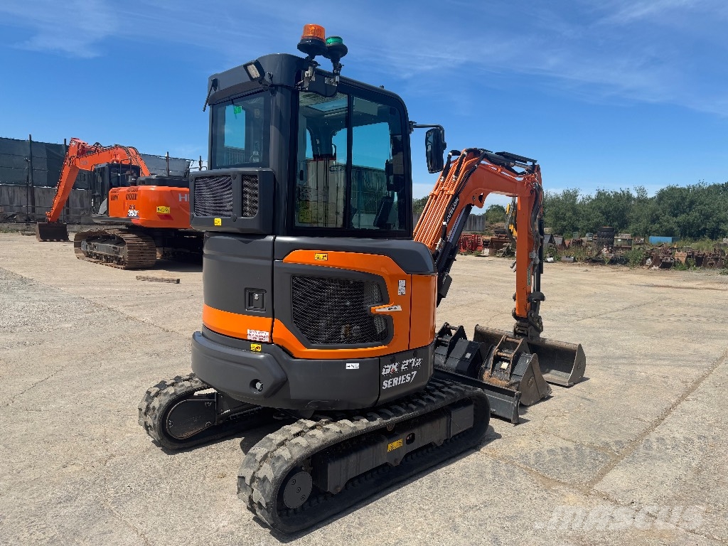 Develon DX 27 Z-7 Мини екскаватори < 7 т