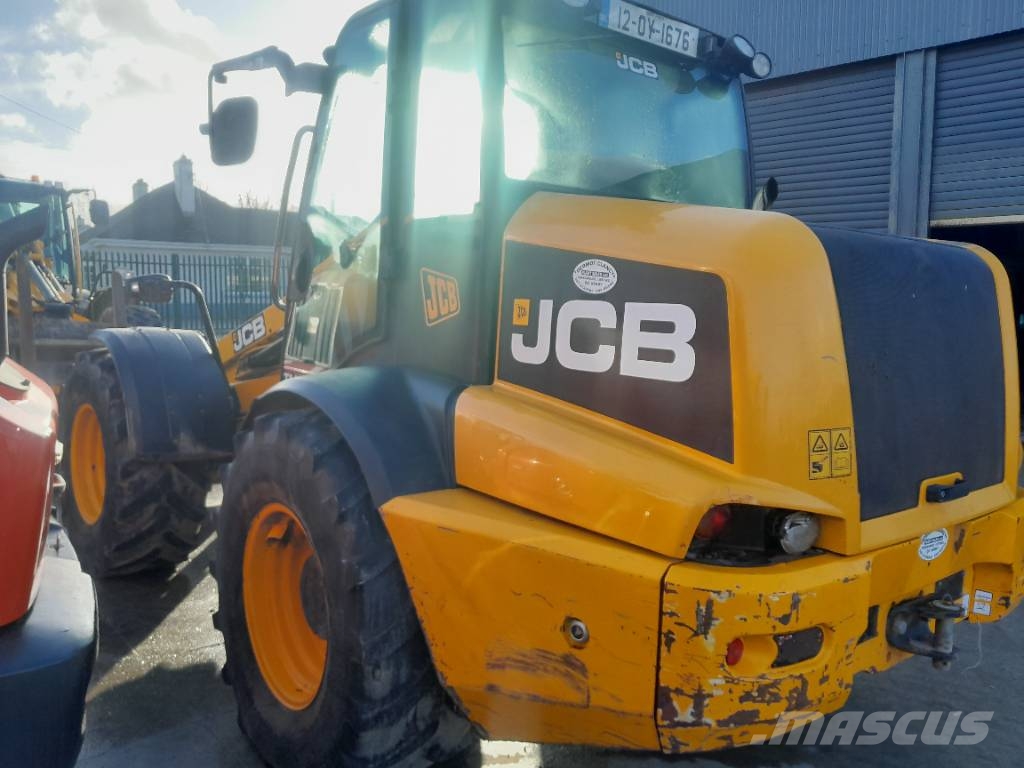 JCB TM 310 S Poljoprivredni teleskopski utovarivači