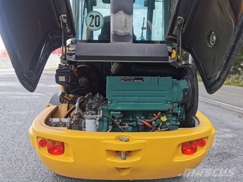 Volvo L 25 F Iekrāvēji uz riteņiem