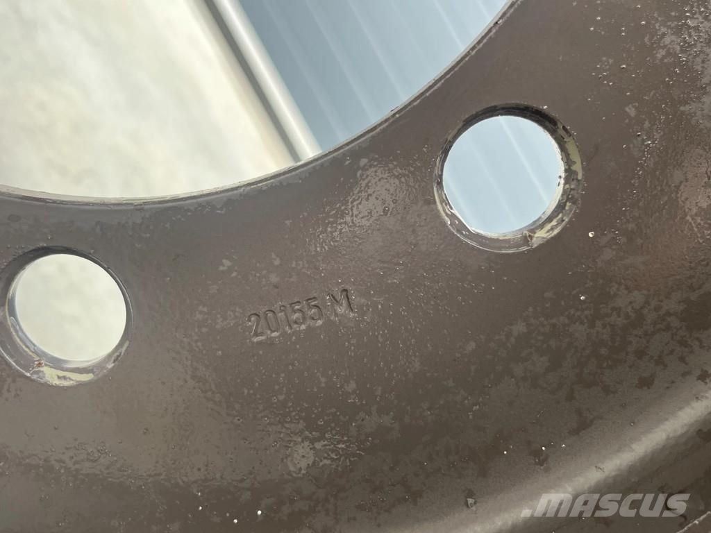 Ahlmann 4x az95 Velgen الإطارات والعجلات والحافات