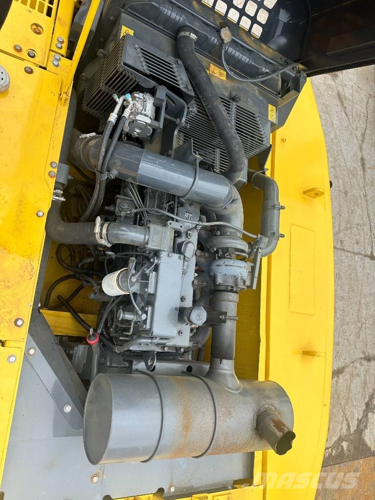 Komatsu PC 350-7 حفارات زحافة