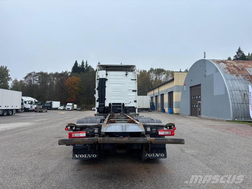 Volvo FH500 6x2*4 EURO6 + RETARDER + CHASSIS L7600mm Šasija ar kabīni