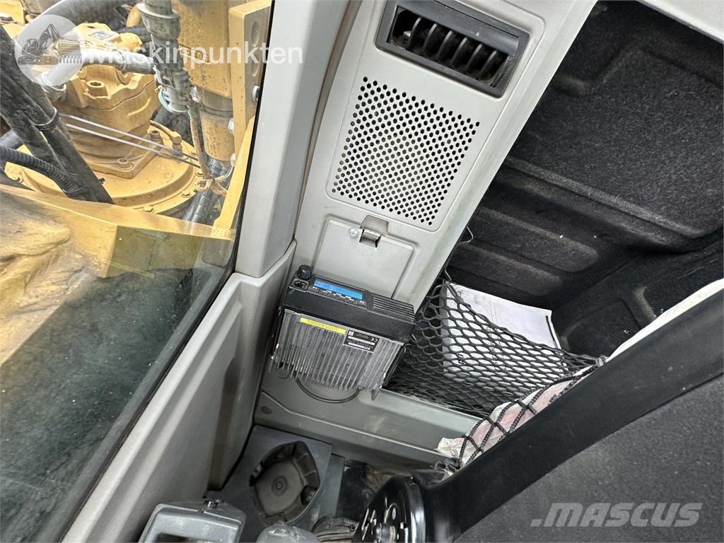 CAT 336 Lánctalpas kotrók