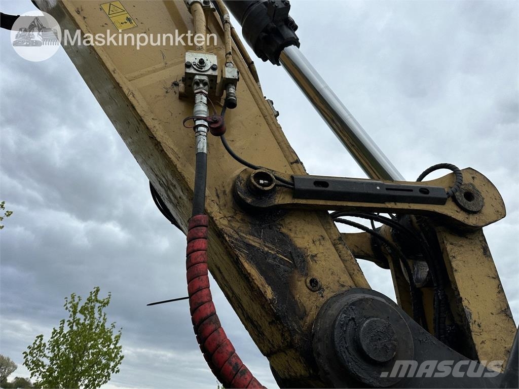 CAT 336 Lánctalpas kotrók