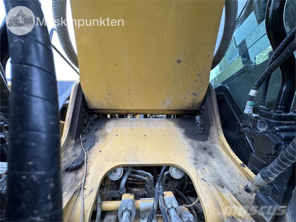 CAT 336 Lánctalpas kotrók