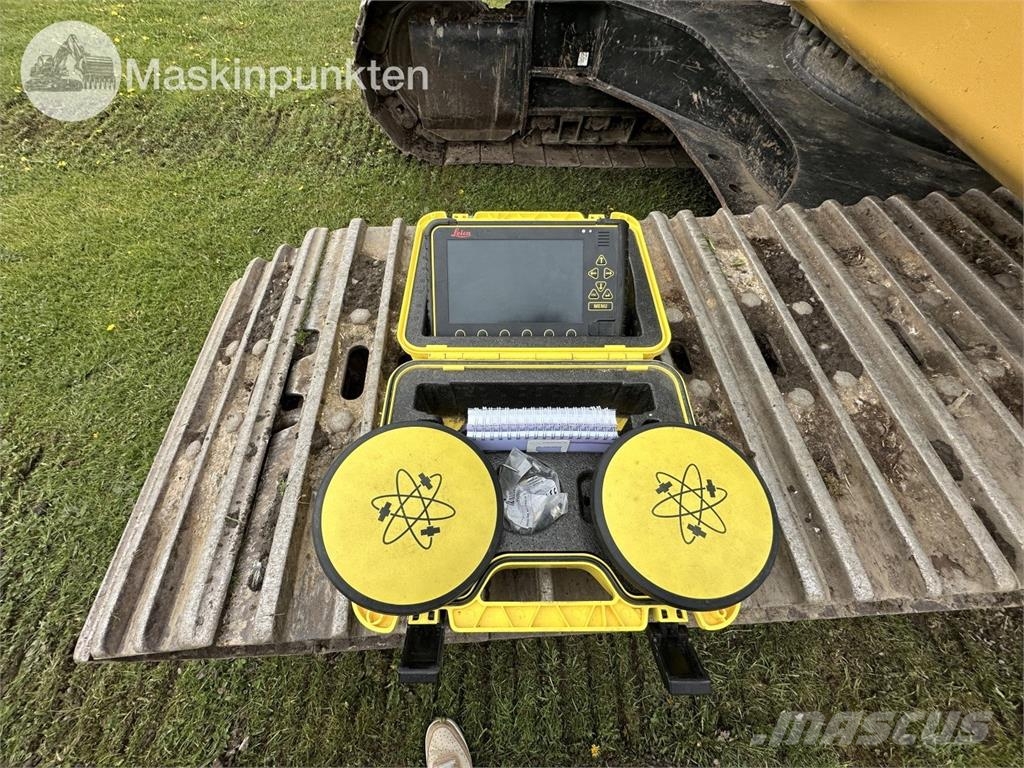 CAT 336 Lánctalpas kotrók