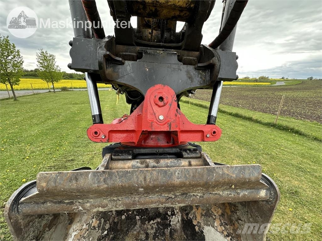 CAT 336 Lánctalpas kotrók